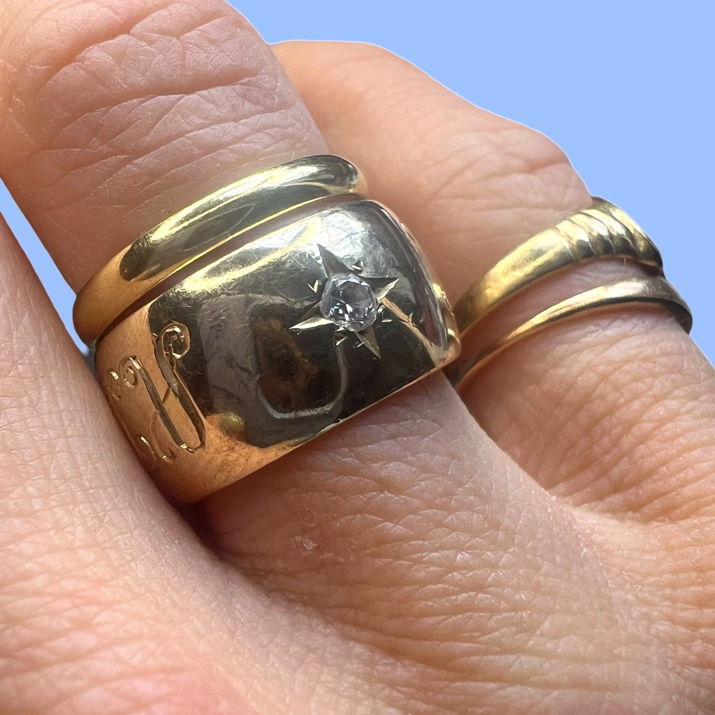 Vintage 18k Gold Band