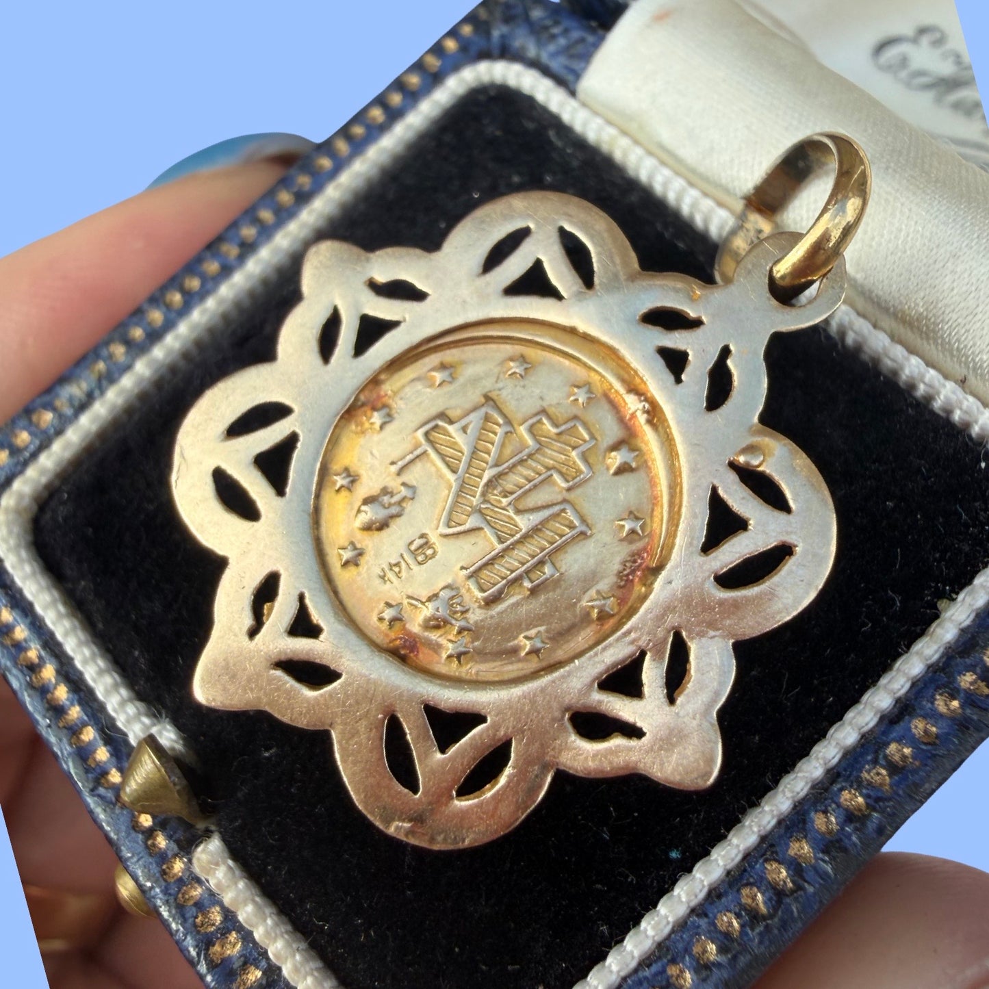 Vintage 14k Virgin Mary Medal
