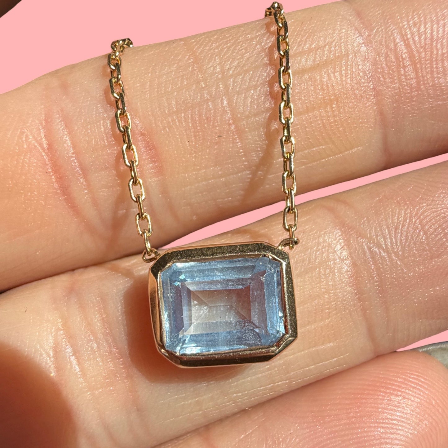 Vintage 14k Aquamarine Bezel Necklace