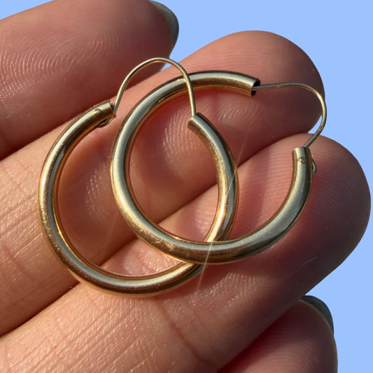 Vintage 14k Hollow Hoops