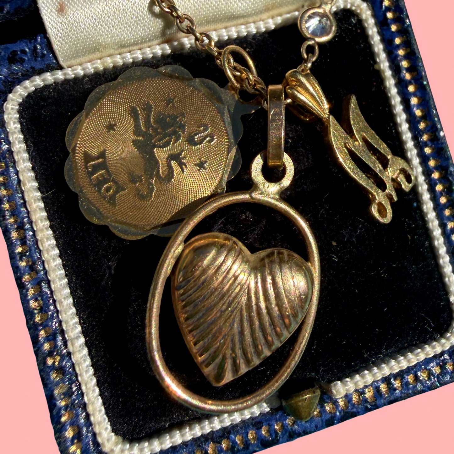 Vintage 14k LEO Disc Charm