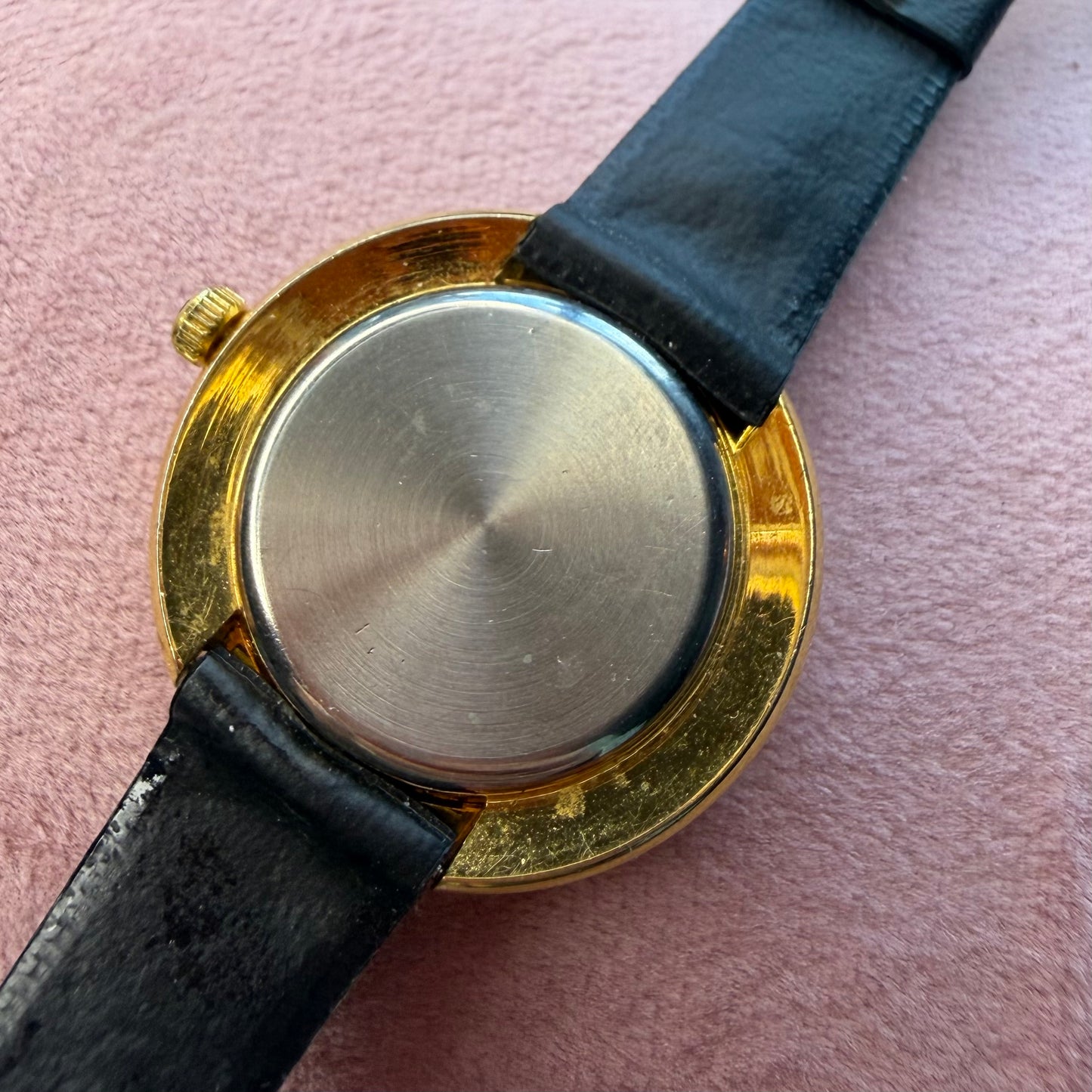 Vintage Clowat 'UFO' Watch