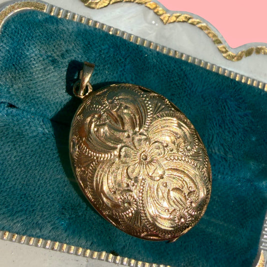 Vintage 14k Floral Etched Locket