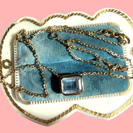 Vintage 14k Aquamarine Bezel Necklace