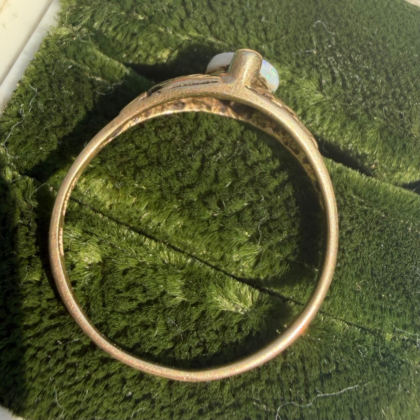 Vintage 10k Heart Opal Ring