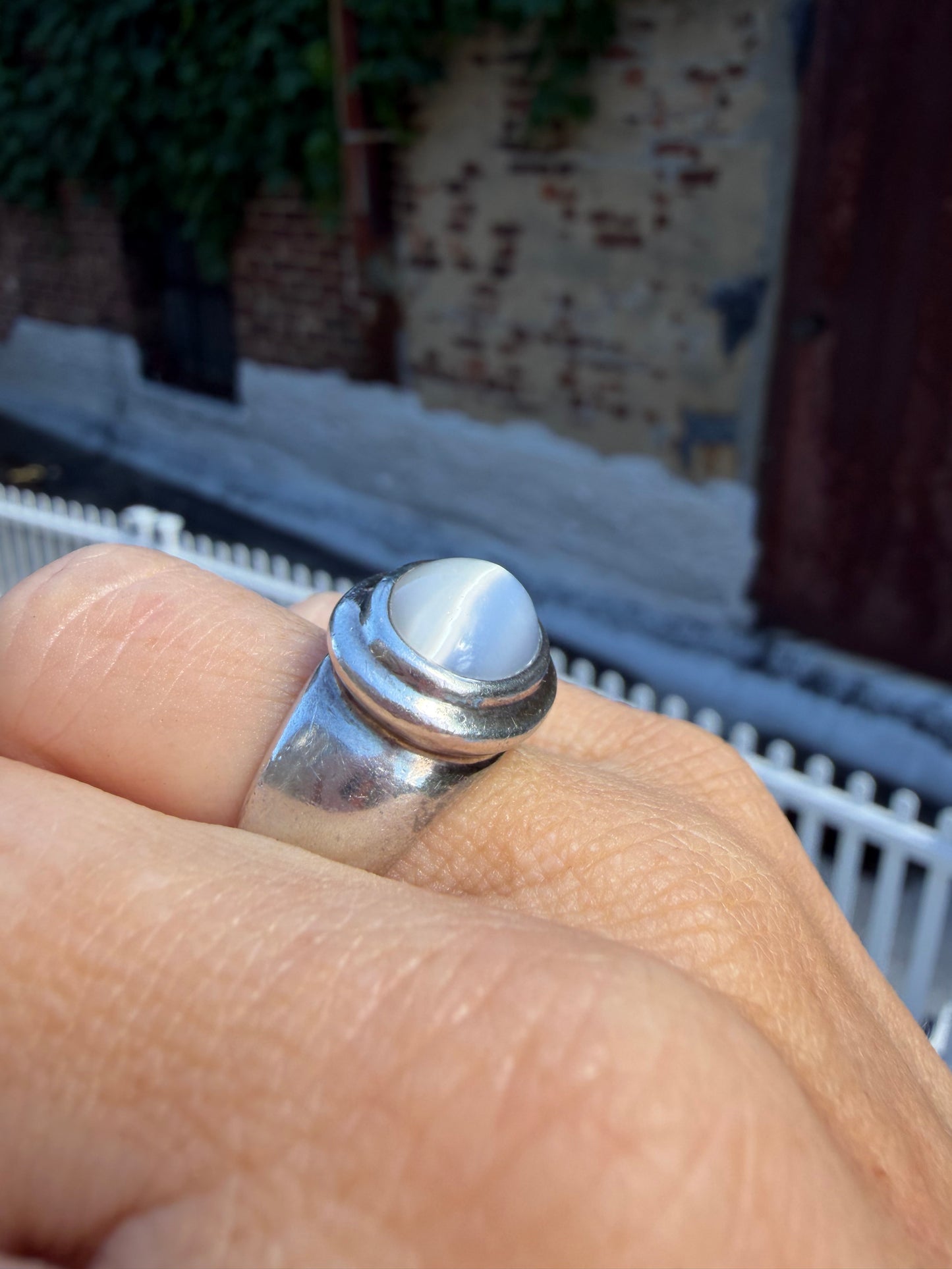 Vintage Sterling Silver Cat Eye Glass Cabochon Ring
